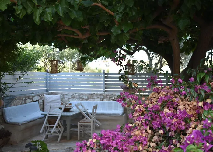 Sundeck アパート